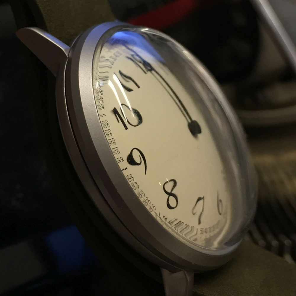 Red Star Limited 40mm Russian  - Tide Watch Surf recensie en prijs